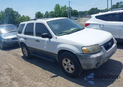 2005 Ford Escape Xlt from USA, damaged, VIN 1FMYU93195KA56736